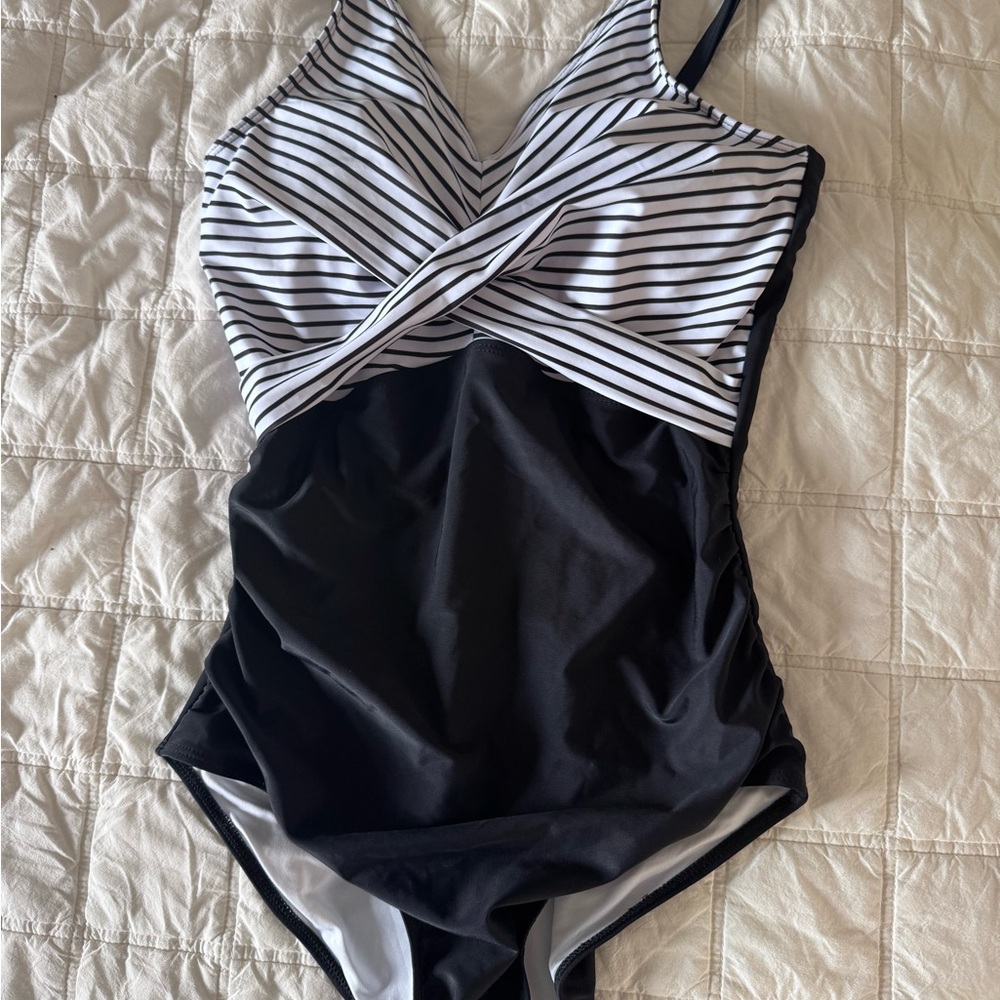 Black & White Striped V-Neck One-Piece Swimsuit
